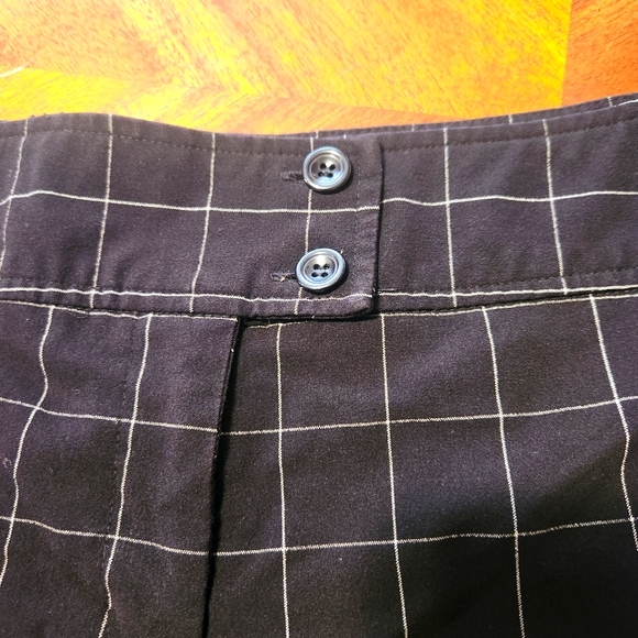 Maurices Black Shorts with White Stripes Size 9/10 - Picture 2 of 7